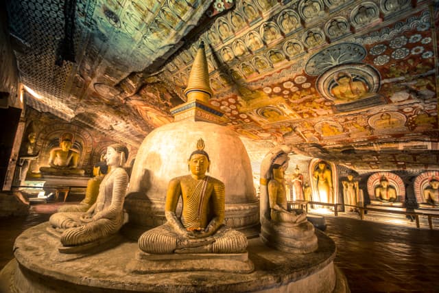 Dambulla Cave Temple