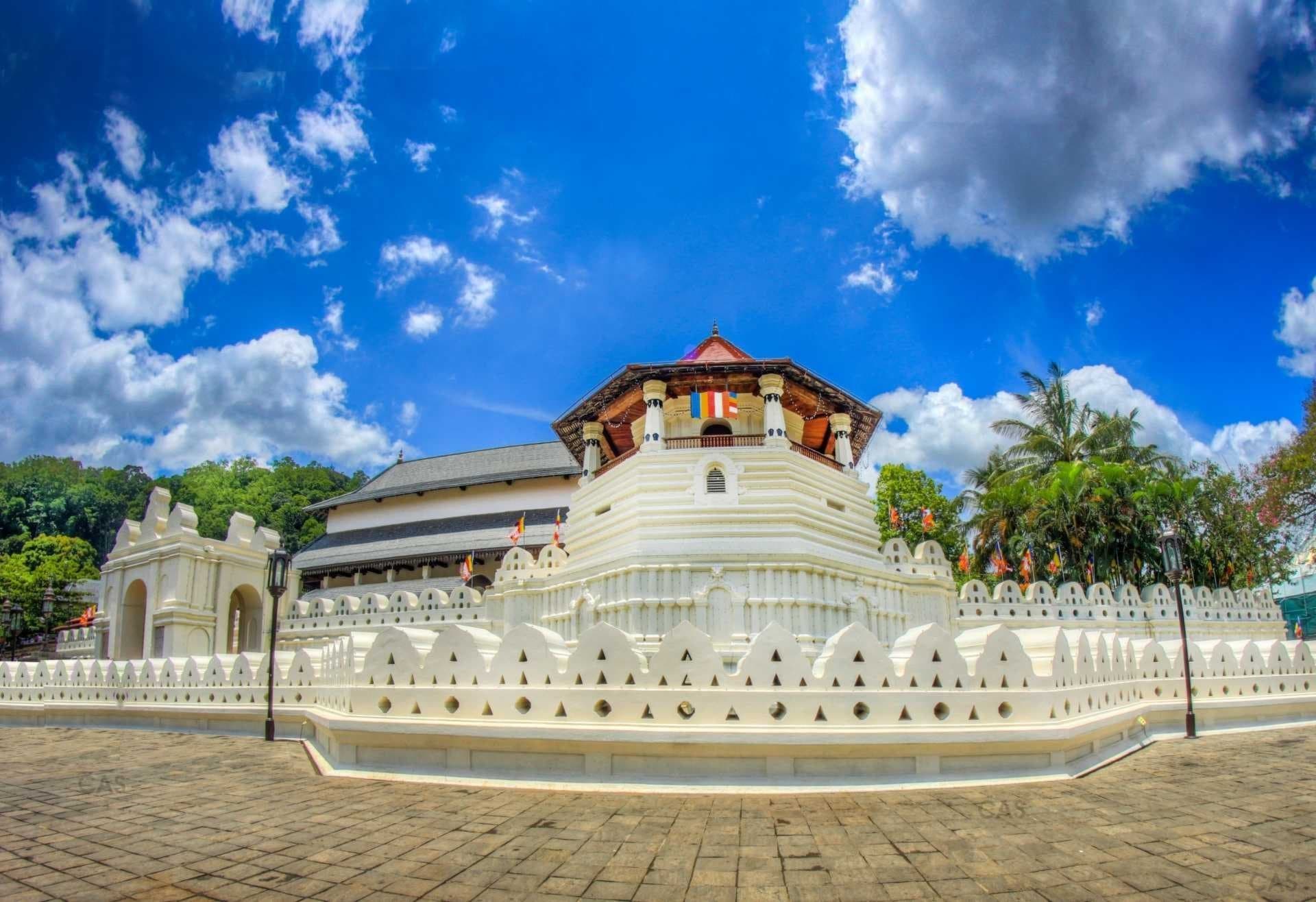 https://olanka-strapi-live-s3.s3.ap-southeast-1.amazonaws.com/BKA_3_e6f9ee3554.jpg
