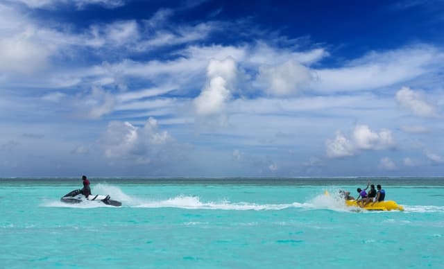Banana Boat 