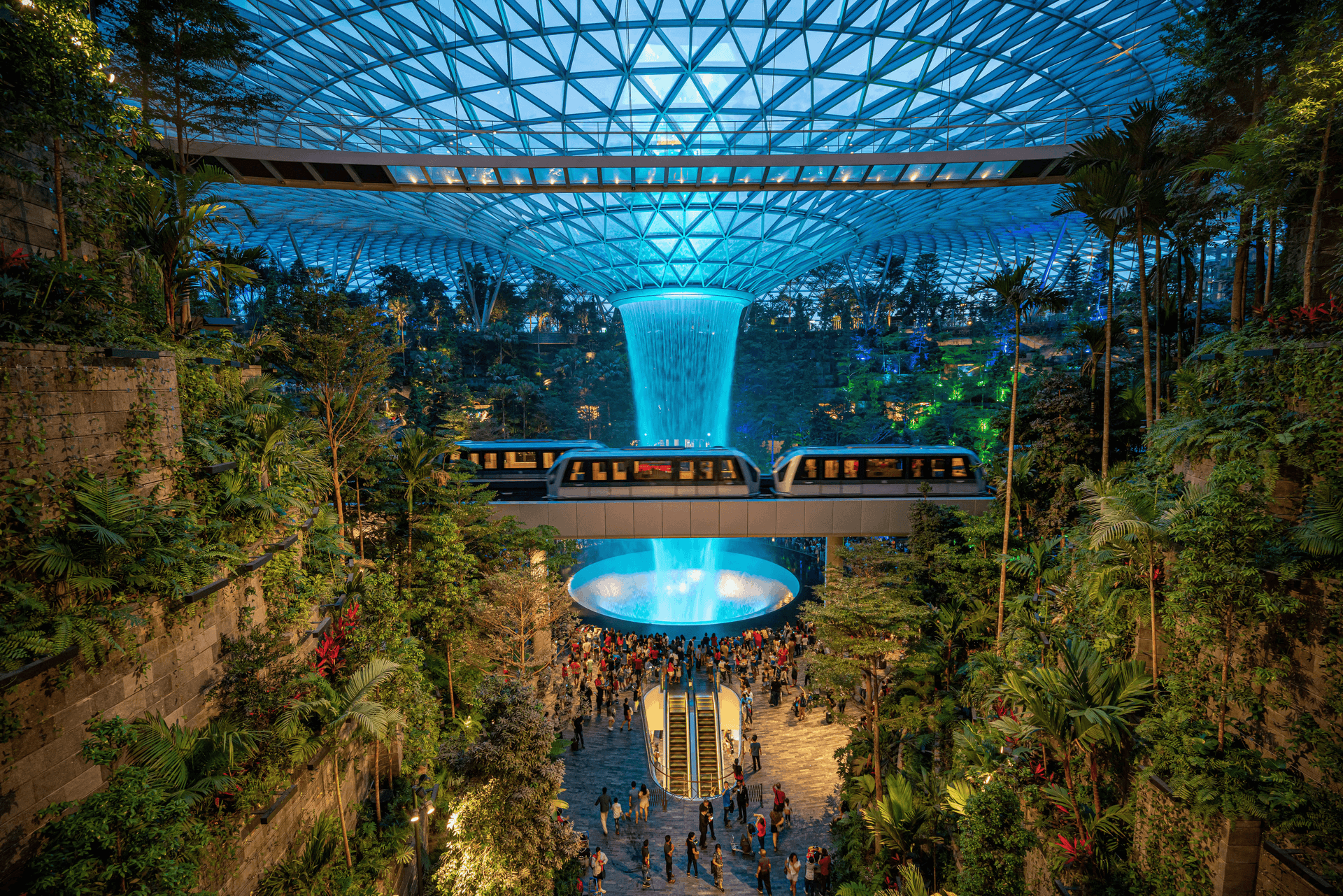 https://olanka-strapi-live-s3.s3.ap-southeast-1.amazonaws.com/Day_01_Changi_Banner_1_09db5080a1.png