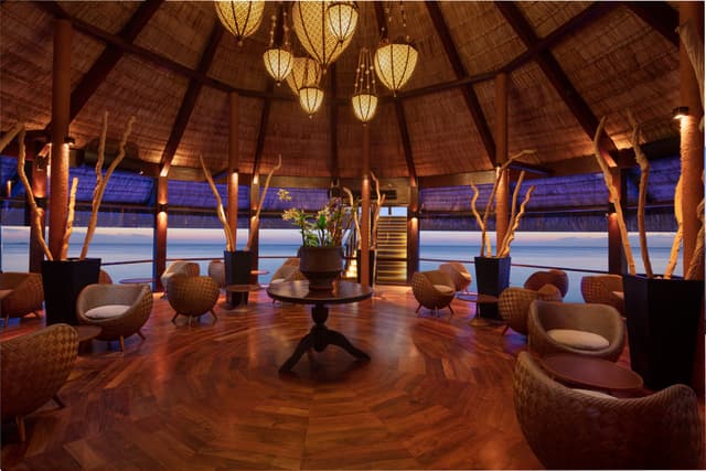 Kandholi Bar