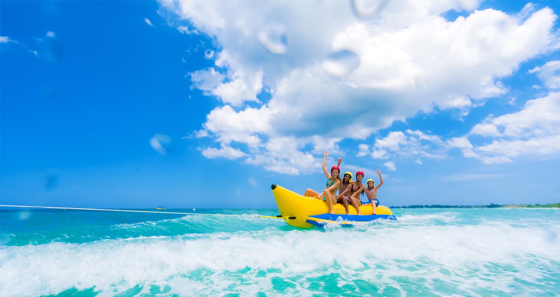https://olanka-strapi-live-s3.s3.ap-southeast-1.amazonaws.com/negril_water_rides_4bc0c815b9.jpg
