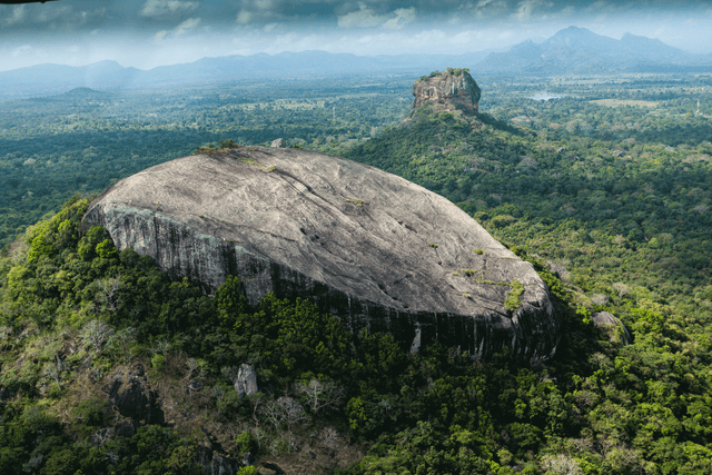 Pidurangala Rock