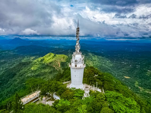 Ambuluwawa Temple